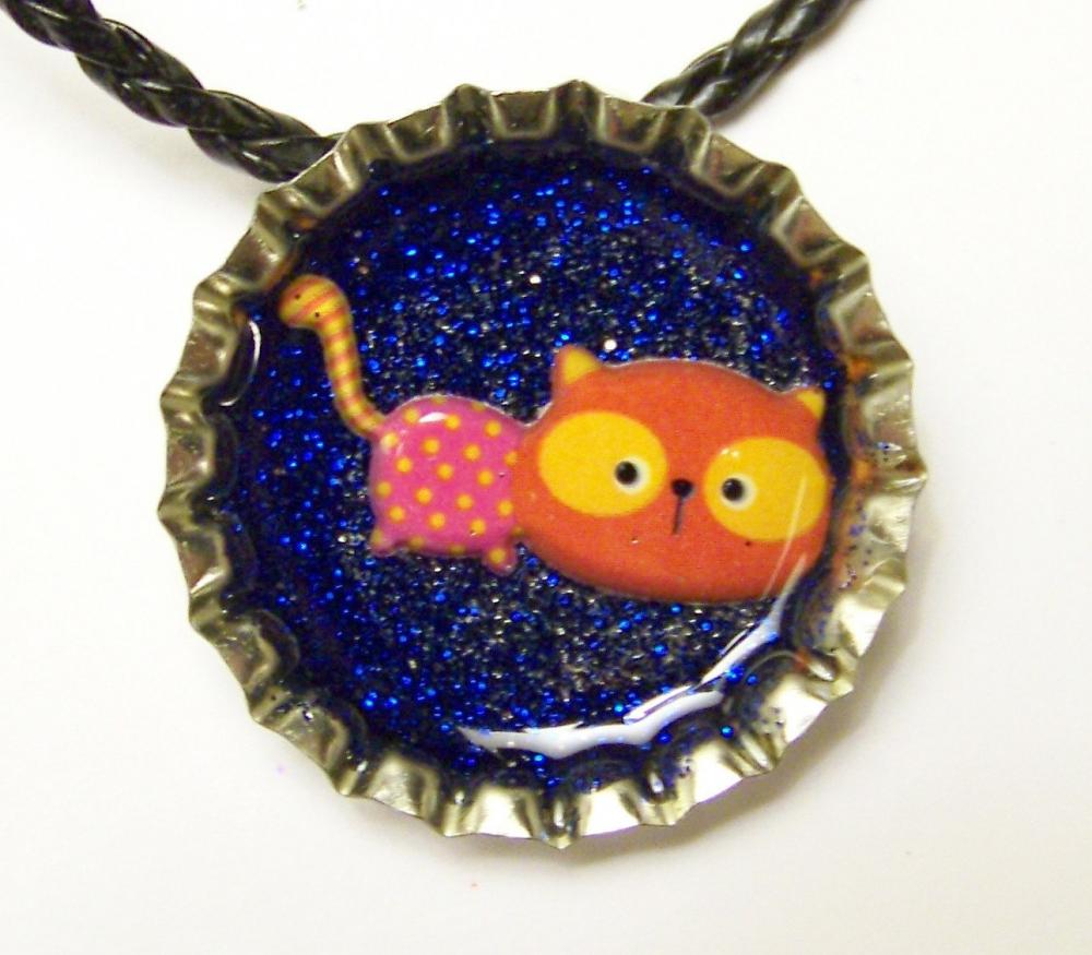 Bottle Cap Pendant - Blue Glitter W 3-d Cat, Kitten - Magnet On Back To Use With Washer Necklaces