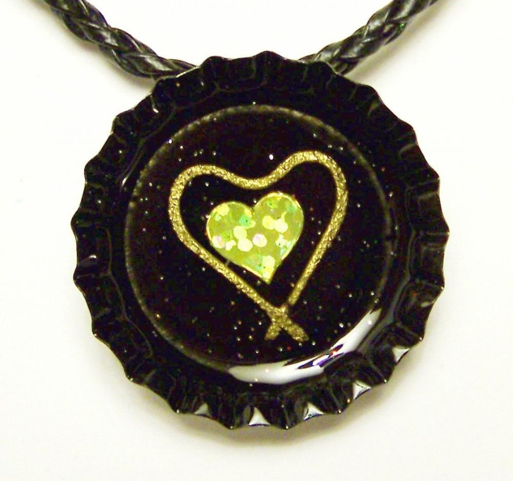Bottle Cap Pendant - Black, Glitter W 3-d Hearts - Magnet Back To Use With Washer Necklaces